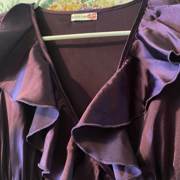 Body Central Ruffle Bodycon Dress - Picture 5 of 6